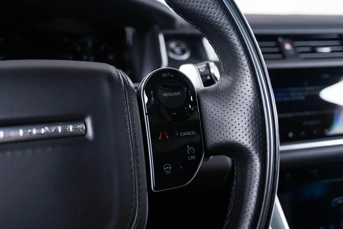 2.0 P400e Autobiography Dynamic Panoramadak - Adaptieve Cruise Control - Soft Close - Head up - Extended Leather Pack - MeridianTM Surround Sound - Verwarmbare stuurwielrand -