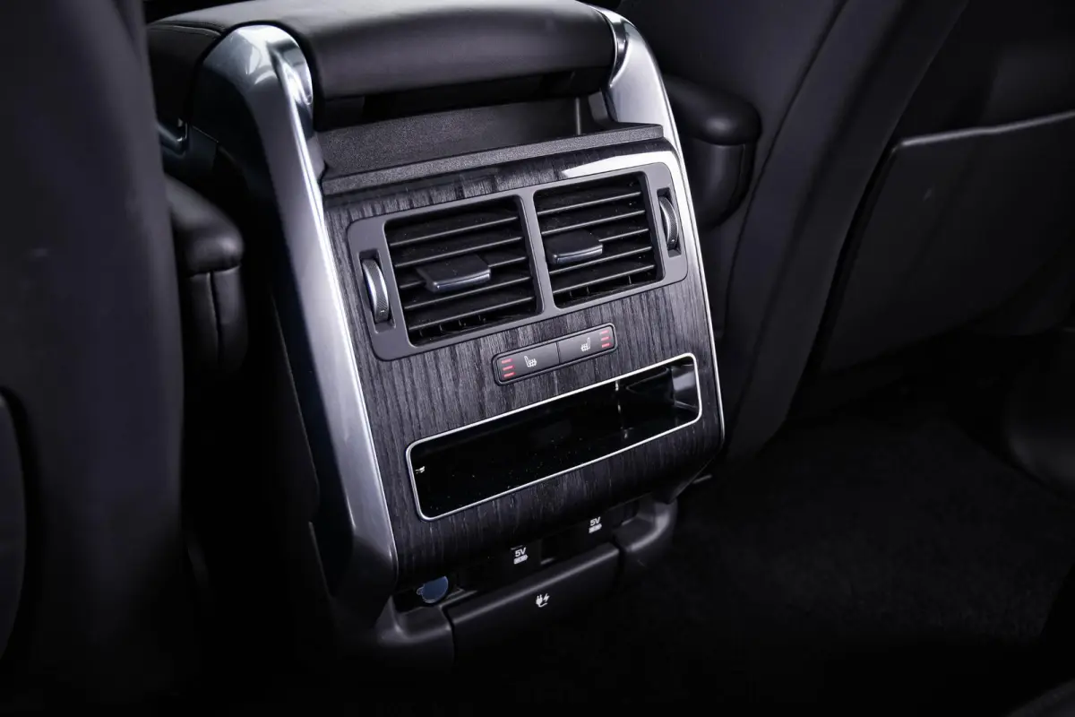 2.0 P400e Autobiography Dynamic Panoramadak - Adaptieve Cruise Control - Soft Close - Head up - Extended Leather Pack - MeridianTM Surround Sound - Verwarmbare stuurwielrand -