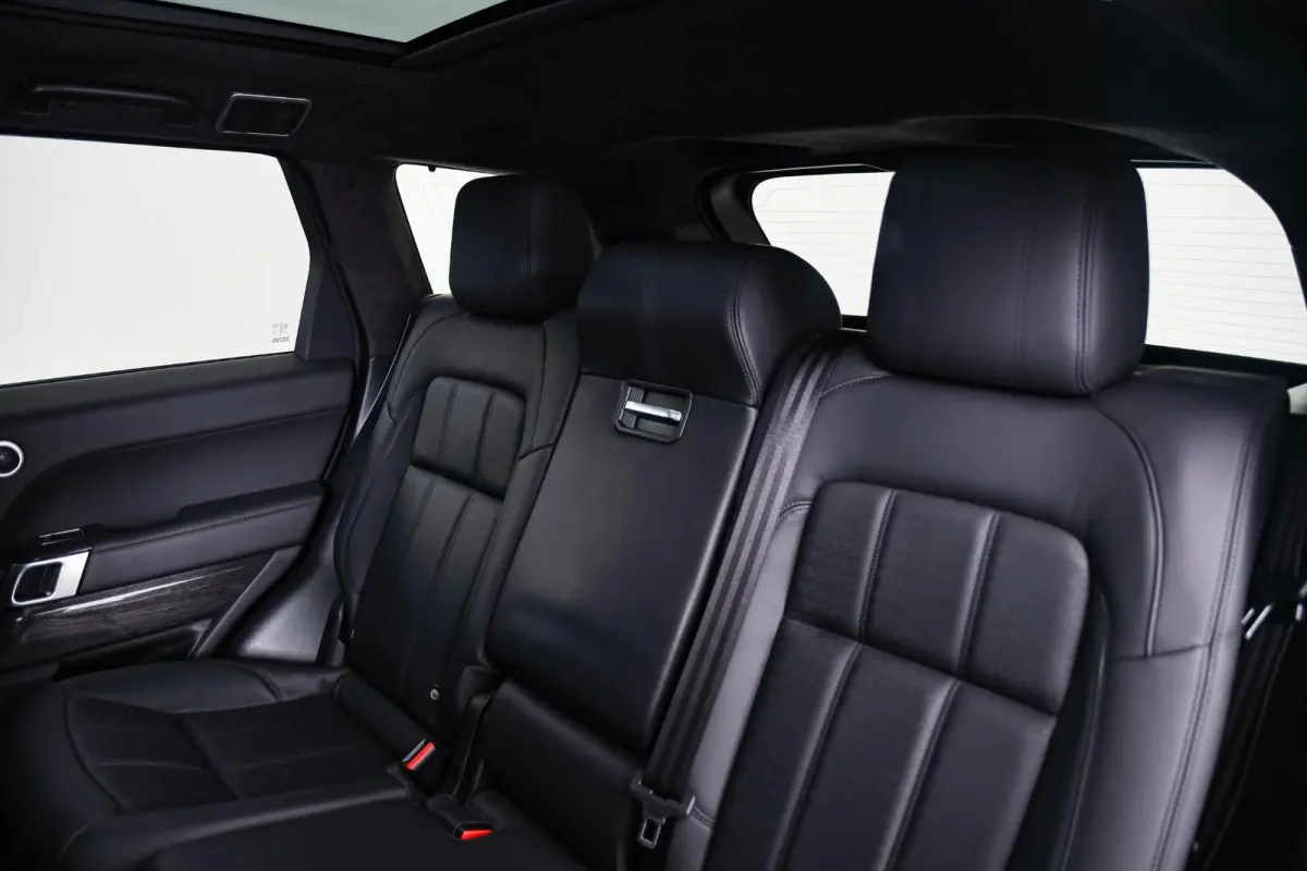 2.0 P400e Autobiography Dynamic Panoramadak - Adaptieve Cruise Control - Soft Close - Head up - Extended Leather Pack - MeridianTM Surround Sound - Verwarmbare stuurwielrand -