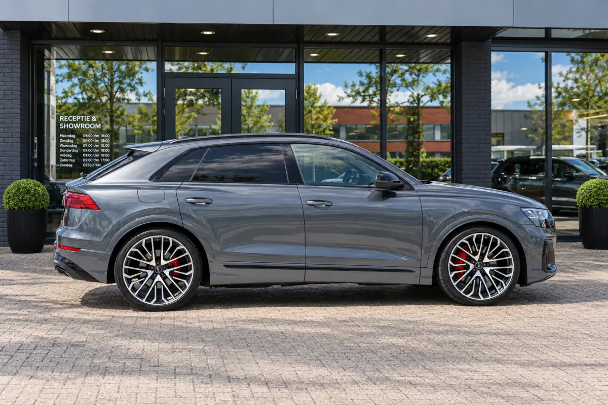 60 TFSI e quattro Competition I I 160k NP I Oled