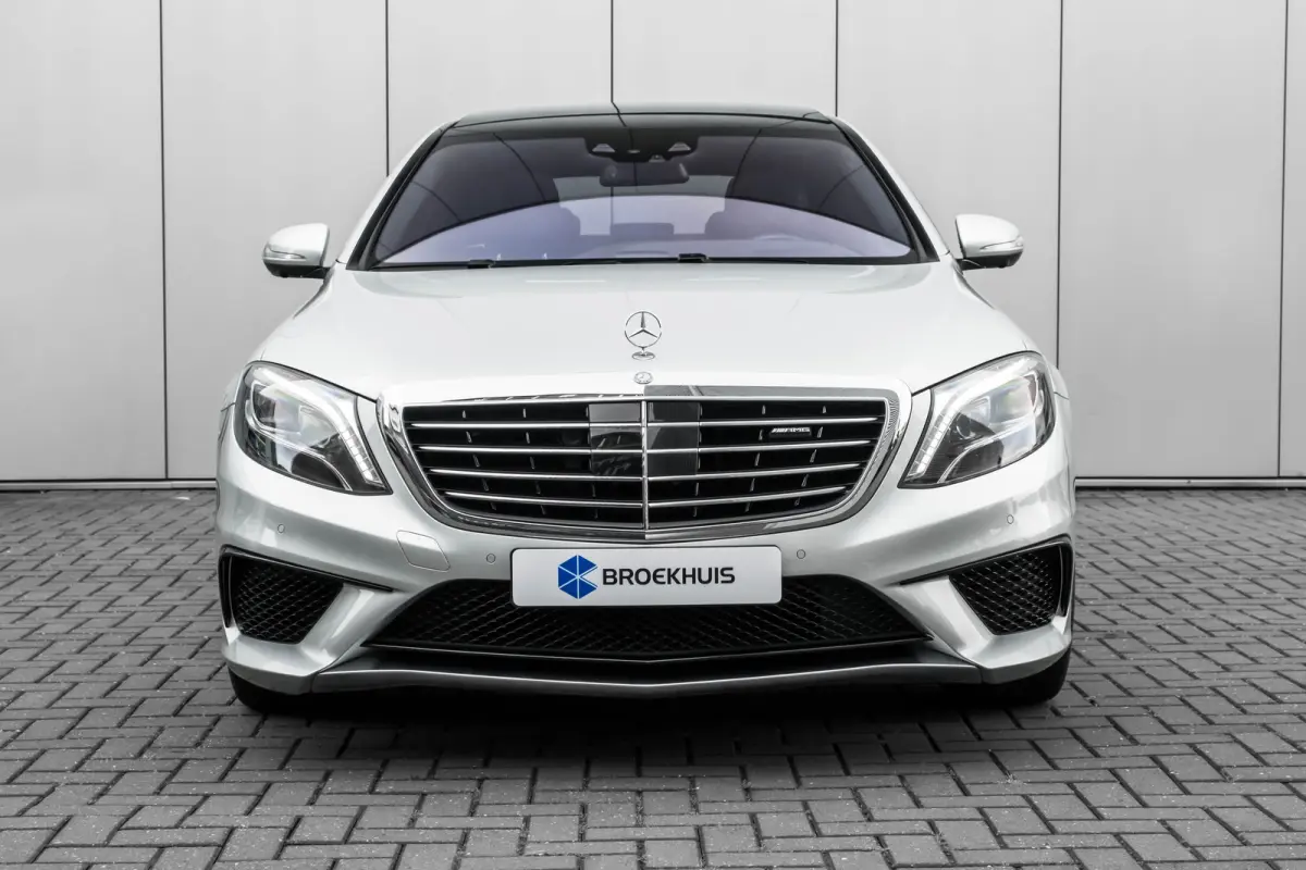 Limousine S63 AMG Lang l Burmeister Audio l Leather Exclusive l AMG Performance l 360gr Camera l Massage l Ventilatie l