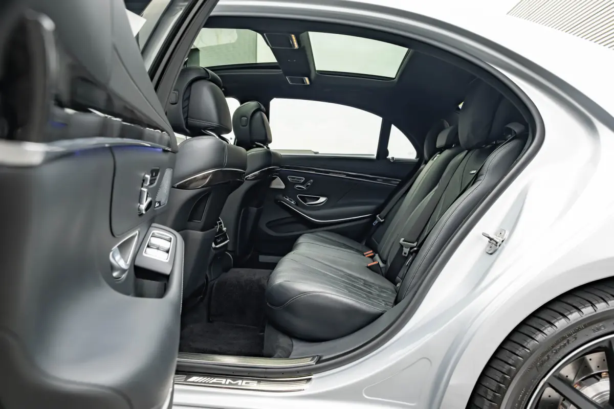 Limousine S63 AMG Lang l Burmeister Audio l Leather Exclusive l AMG Performance l 360gr Camera l Massage l Ventilatie l