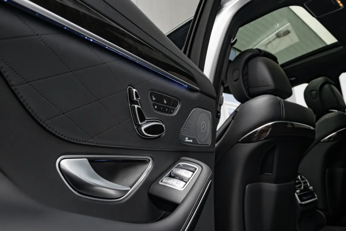 Limousine S63 AMG Lang l Burmeister Audio l Leather Exclusive l AMG Performance l 360gr Camera l Massage l Ventilatie l