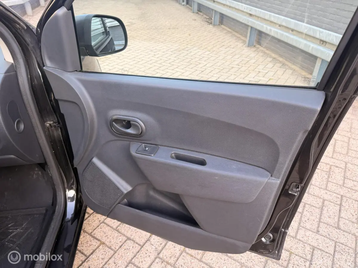 bestel 1.5 dCi 75 Basic|Cruise|Airco|Multimedia
