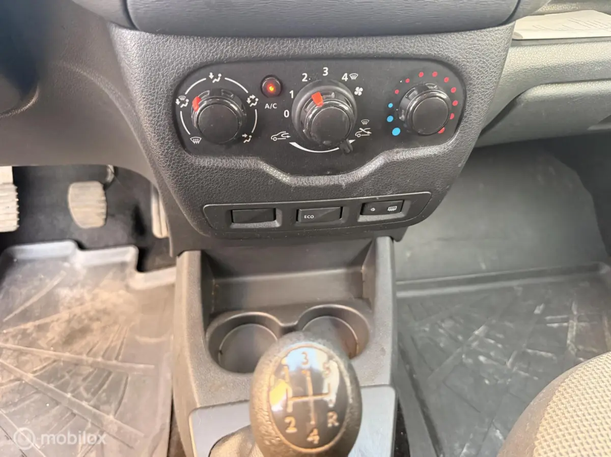 bestel 1.5 dCi 75 Basic|Cruise|Airco|Multimedia