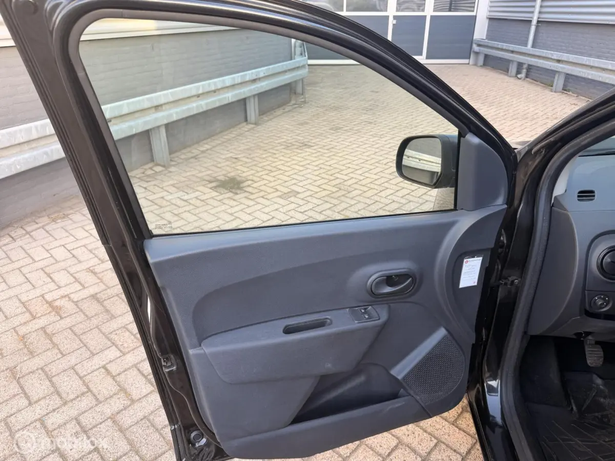 bestel 1.5 dCi 75 Basic|Cruise|Airco|Multimedia