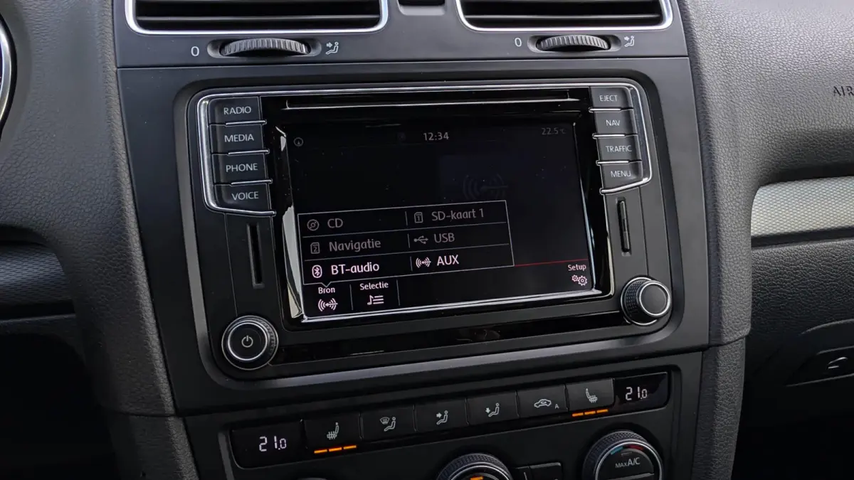 1.4 TSI 125pk Lounge | Navigatie | App Connect | Stoelverwarming