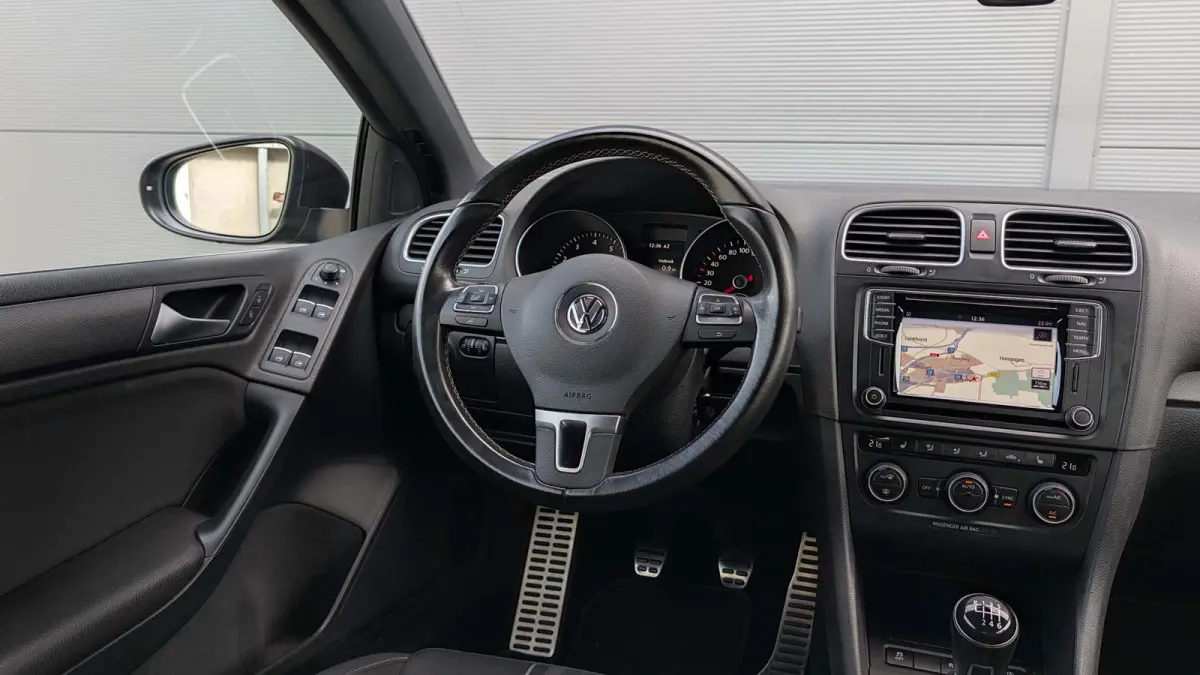 1.4 TSI 125pk Lounge | Navigatie | App Connect | Stoelverwarming