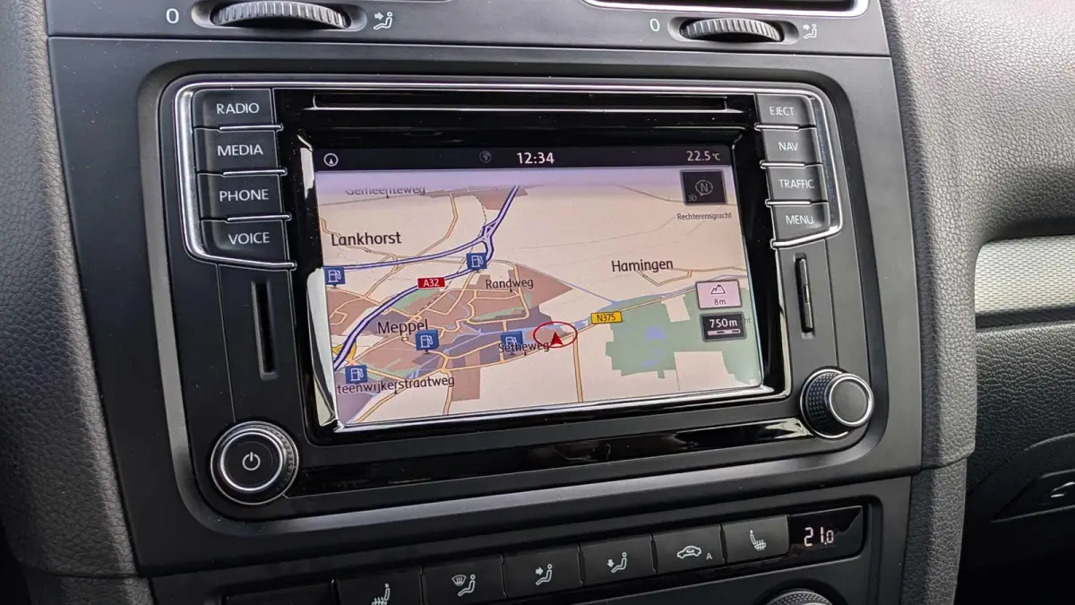 1.4 TSI 125pk Lounge | Navigatie | App Connect | Stoelverwarming