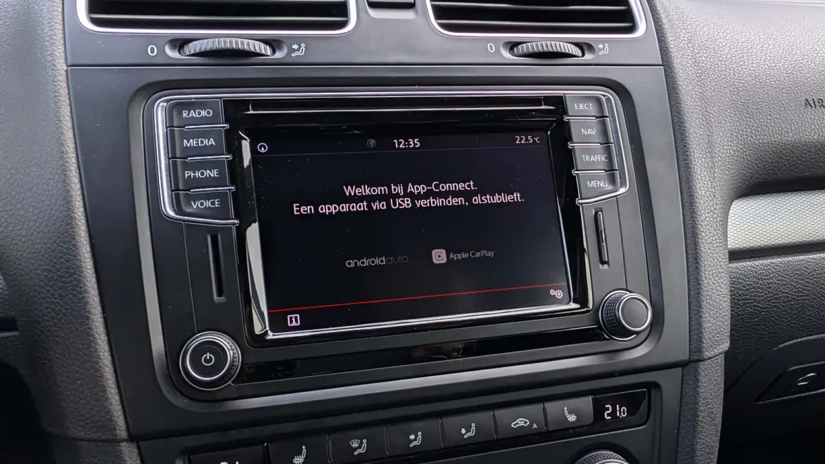 1.4 TSI 125pk Lounge | Navigatie | App Connect | Stoelverwarming