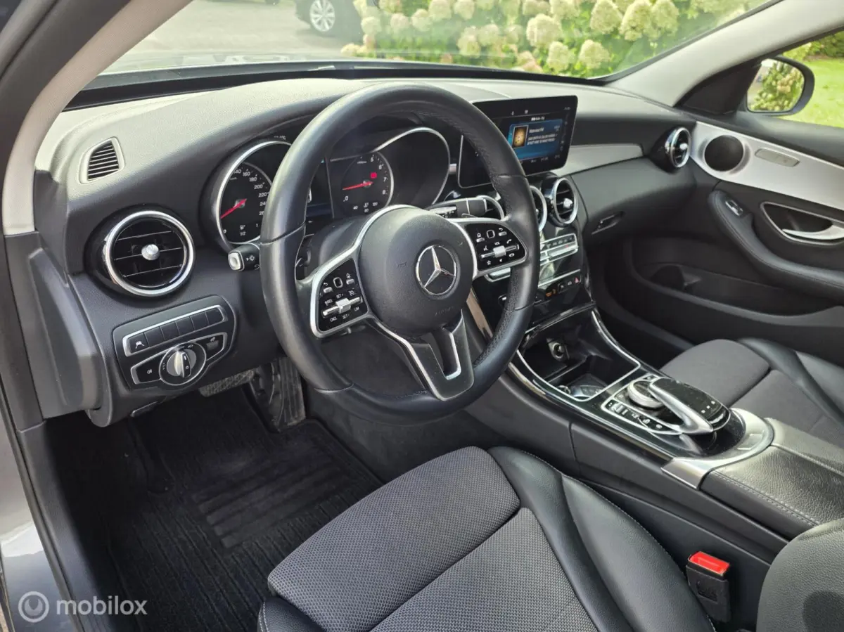 180 automaat/navi/carplay/lm