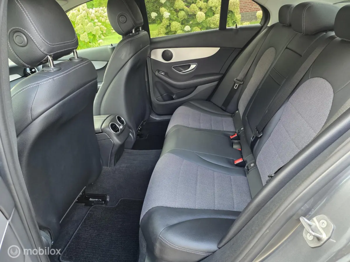 180 automaat/navi/carplay/lm