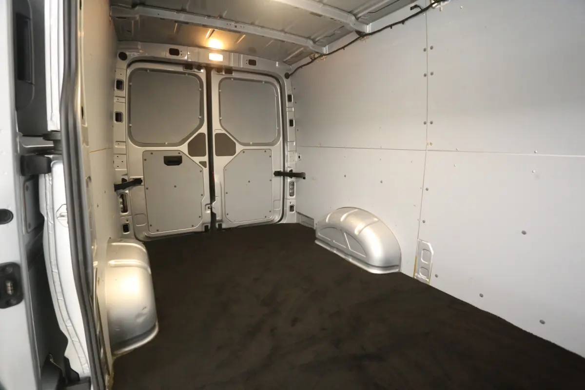 2.0 TDI 140PK L3H2 | Airco | Cruise | Carplay | Navi | Parkeersensoren