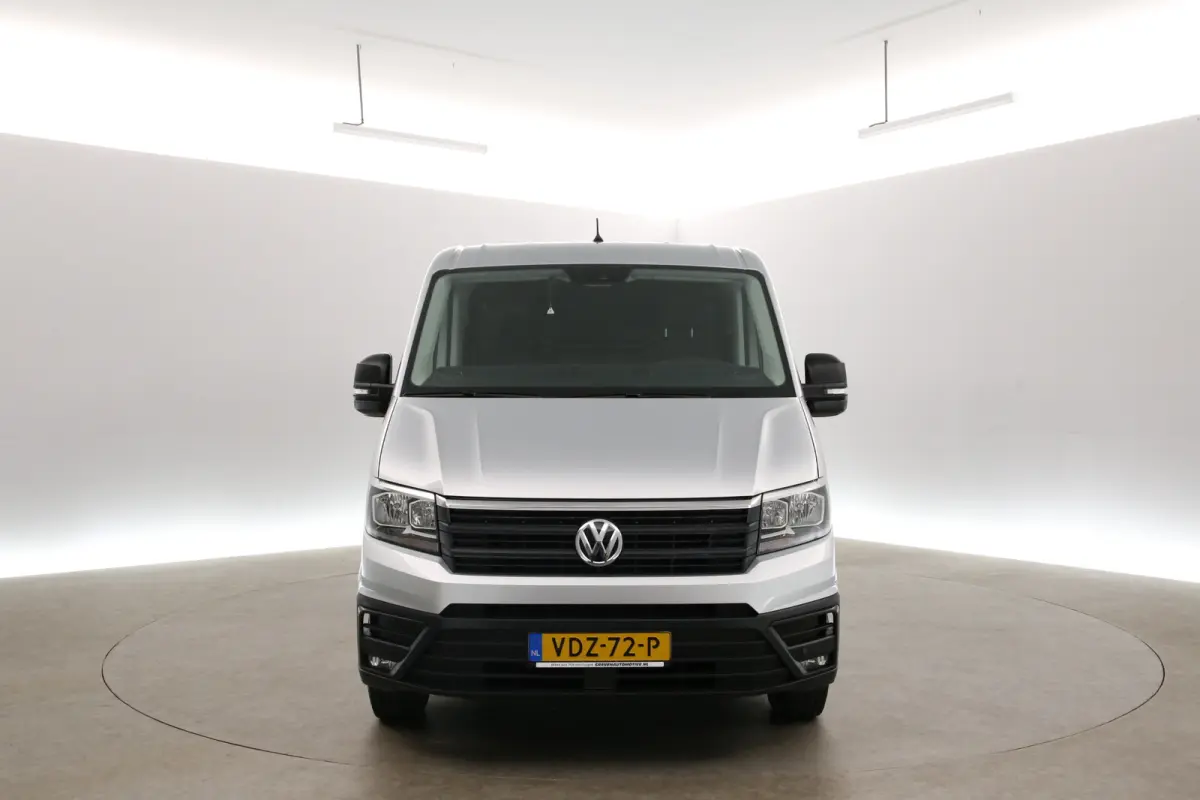 2.0 TDI 140PK L3H2 | Airco | Cruise | Carplay | Navi | Parkeersensoren