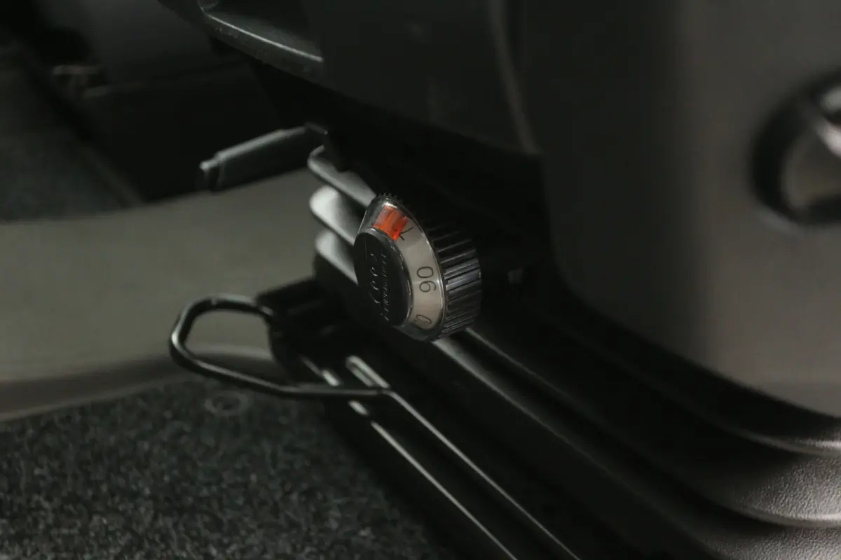 2.0 TDI 140PK L3H2 | Airco | Cruise | Carplay | Navi | Parkeersensoren