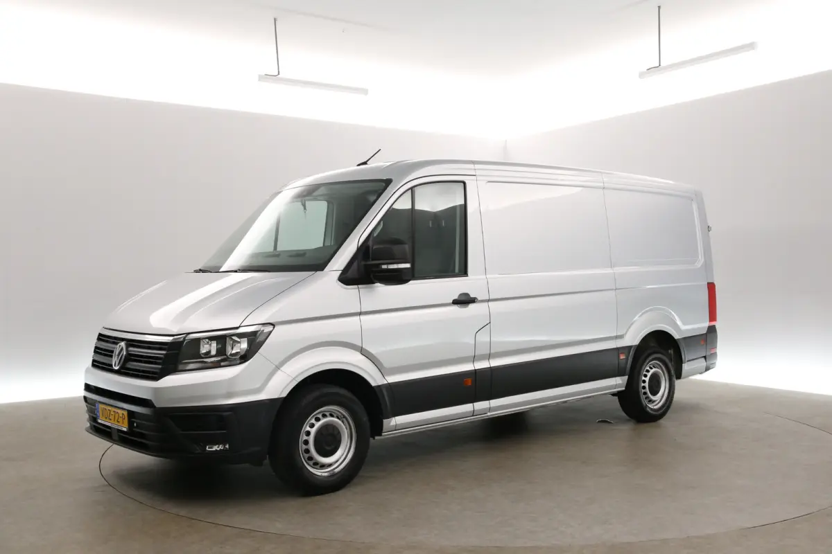 2.0 TDI 140PK L3H2 | Airco | Cruise | Carplay | Navi | Parkeersensoren