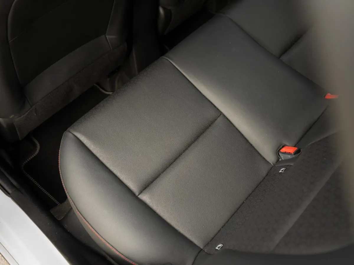 1.0 DPi GT-Line | Navigatie | Climate control |