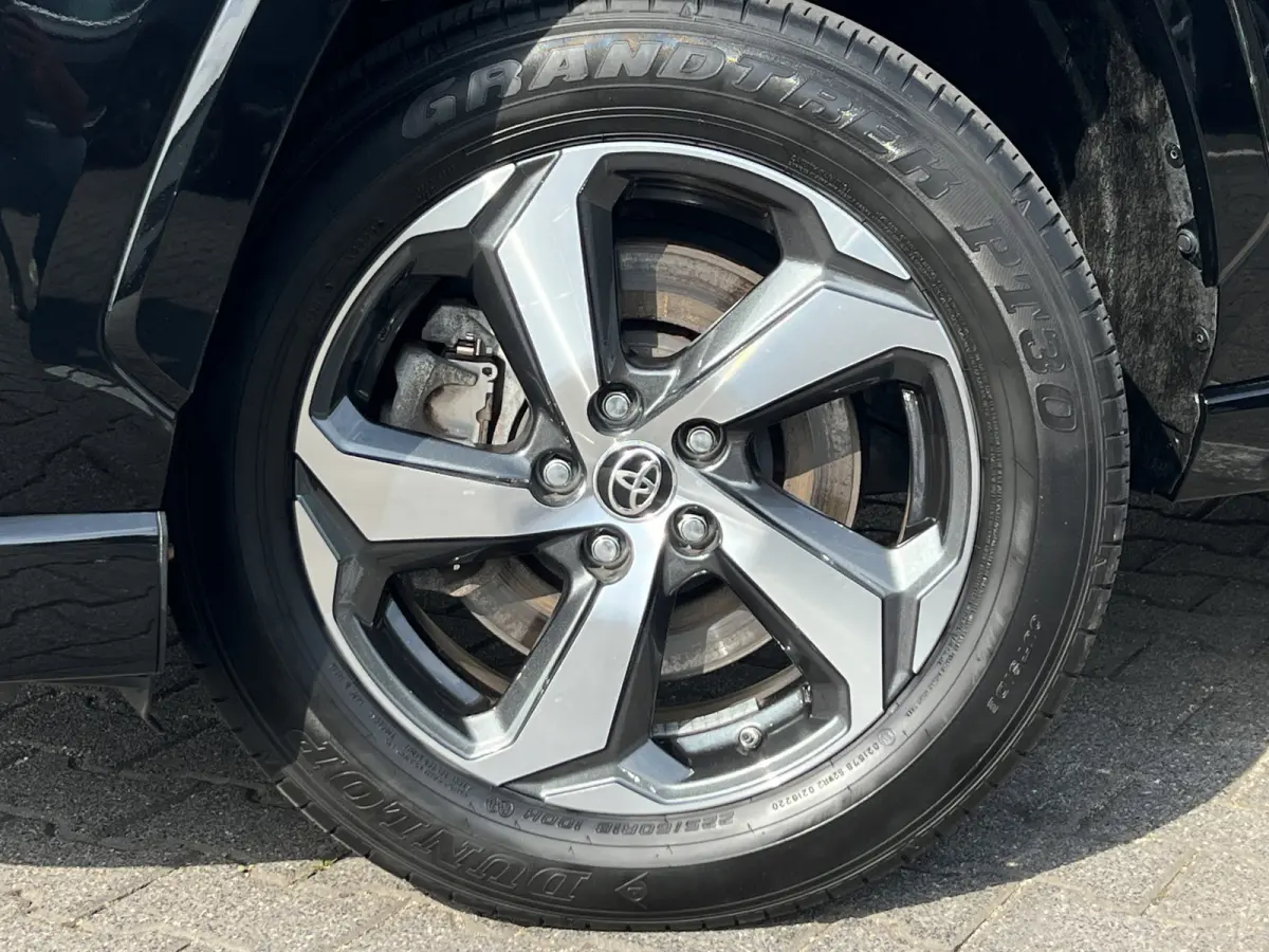 2.5 Plug-in Hybrid AWD Style | Trekhaak | HUD | Camera | LED | Carplay
