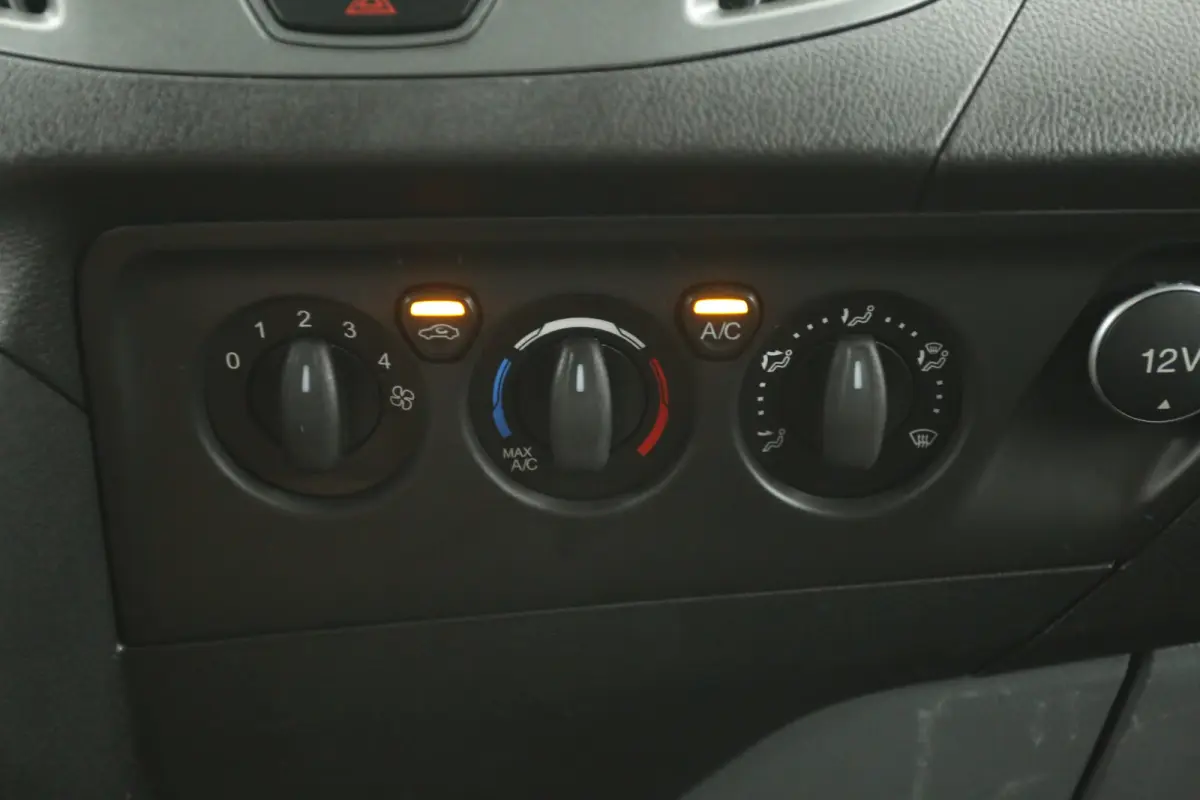 2.0 TDCI L1H1 | Airco | 3 Zits | Trekhaak | Schuifdeur
