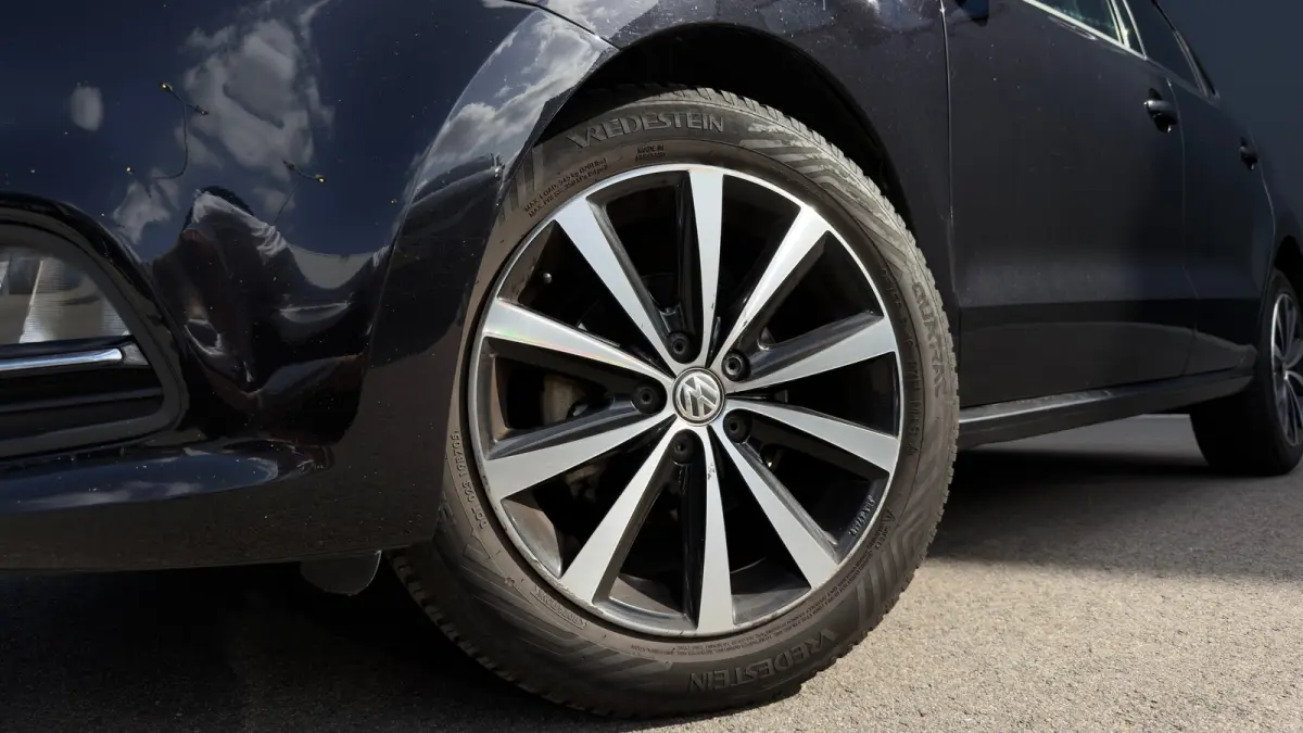 90pk 1.2 TSI Highline DSG | Panoramadak | Climate Control | Parkeerhulp V+A | Cruise Control | 16" |