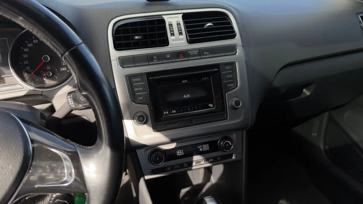 90pk 1.2 TSI Highline DSG | Panoramadak | Climate Control | Parkeerhulp V+A | Cruise Control | 16" |