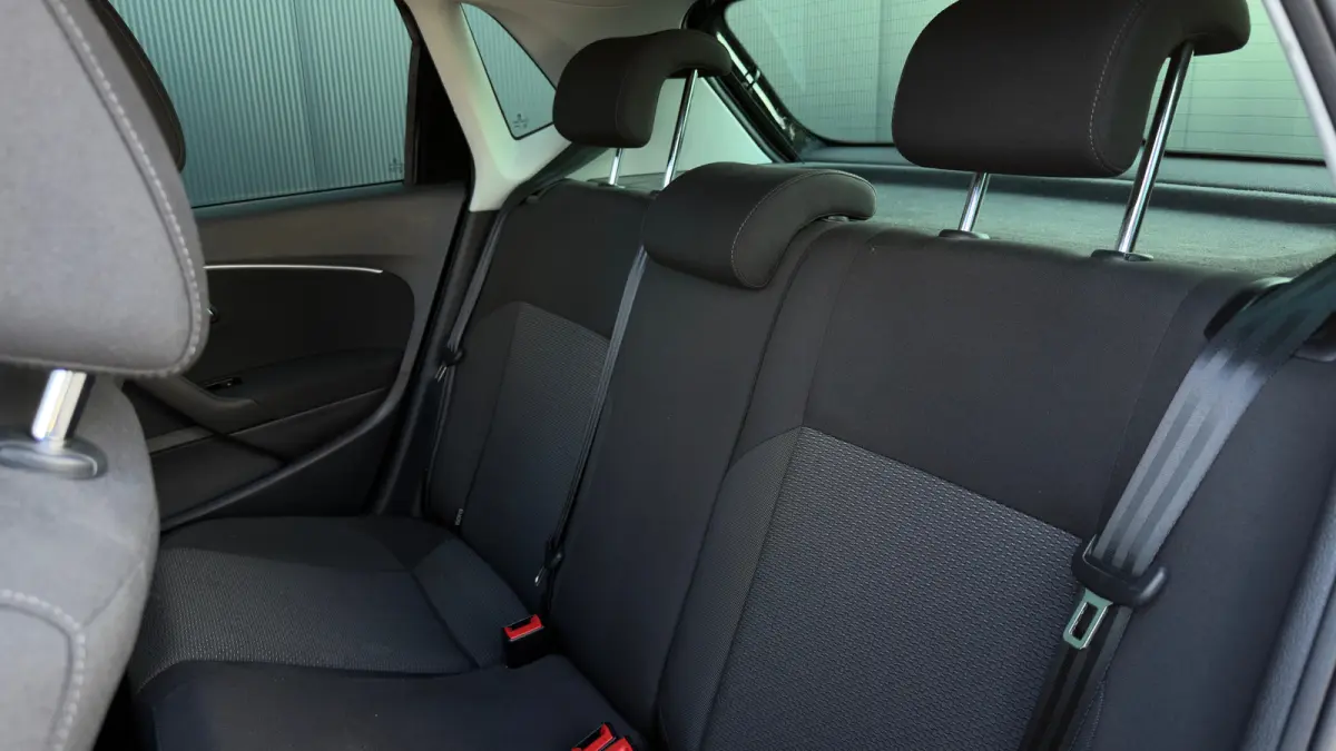 90pk 1.2 TSI Highline DSG | Panoramadak | Climate Control | Parkeerhulp V+A | Cruise Control | 16" |