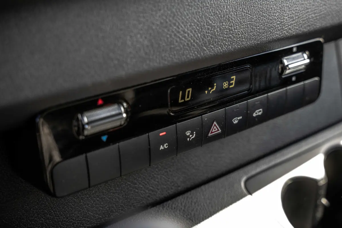 311 CDI RWD L2H2 | Volledig Ingericht | Mbux | Camera | Climatronic