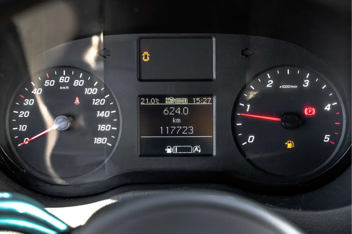 311 CDI RWD L2H2 | Volledig Ingericht | Mbux | Camera | Climatronic