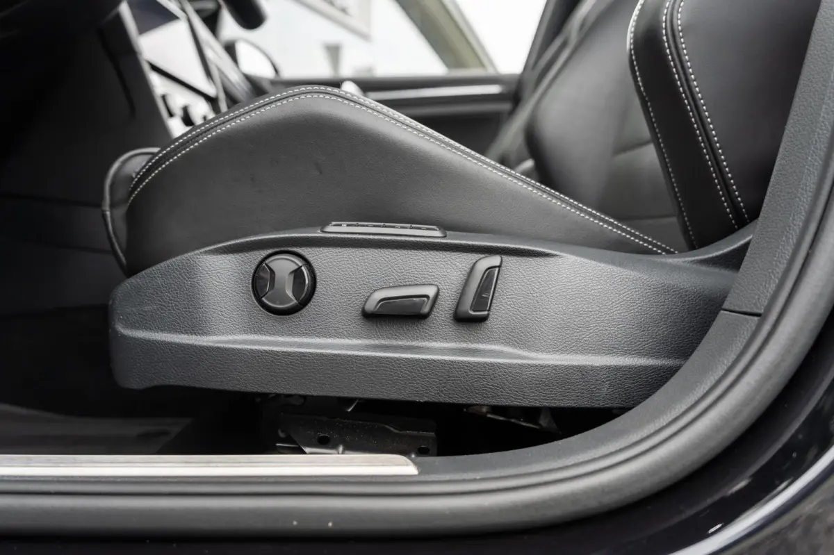 2.0 TSI 4Motion R Perf Akrapovic Pano Dsg