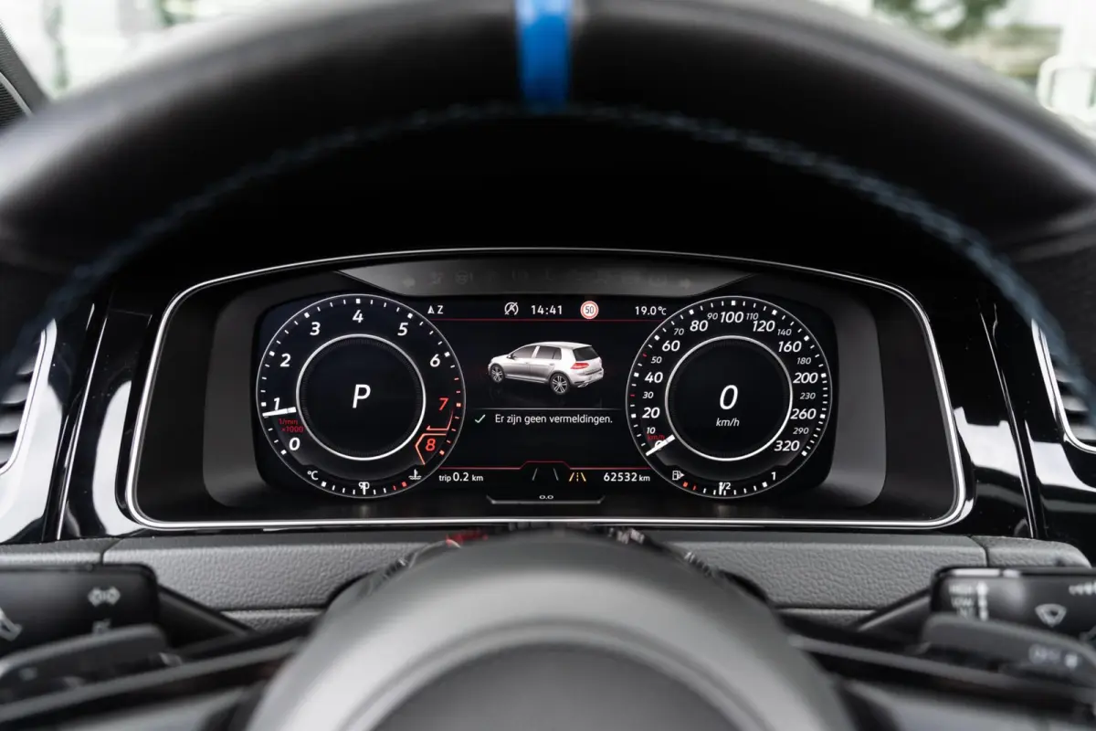 2.0 TSI 4Motion R Perf Akrapovic Pano Dsg