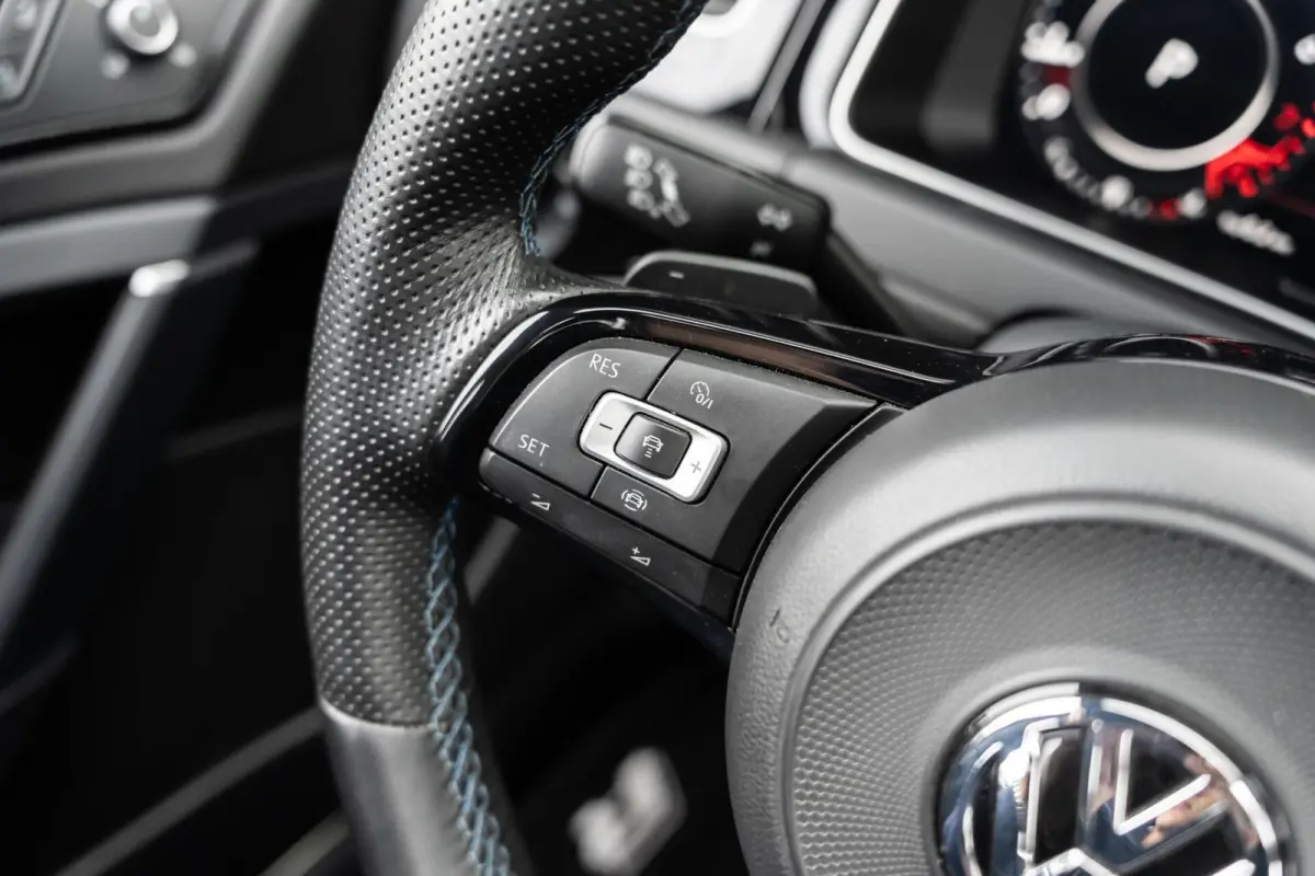 2.0 TSI 4Motion R Perf Akrapovic Pano Dsg