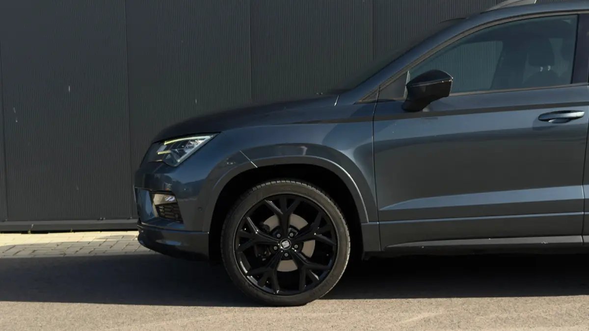 150pk 1.5 TSI FR Business Intense | 360 Camera | Cruise Control | Alcantara | Elektrische Achterklep | 19" |