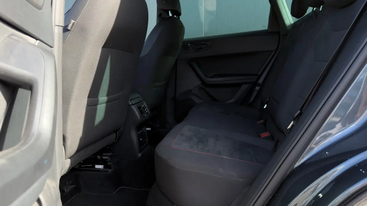 150pk 1.5 TSI FR Business Intense | 360 Camera | Cruise Control | Alcantara | Elektrische Achterklep | 19" |