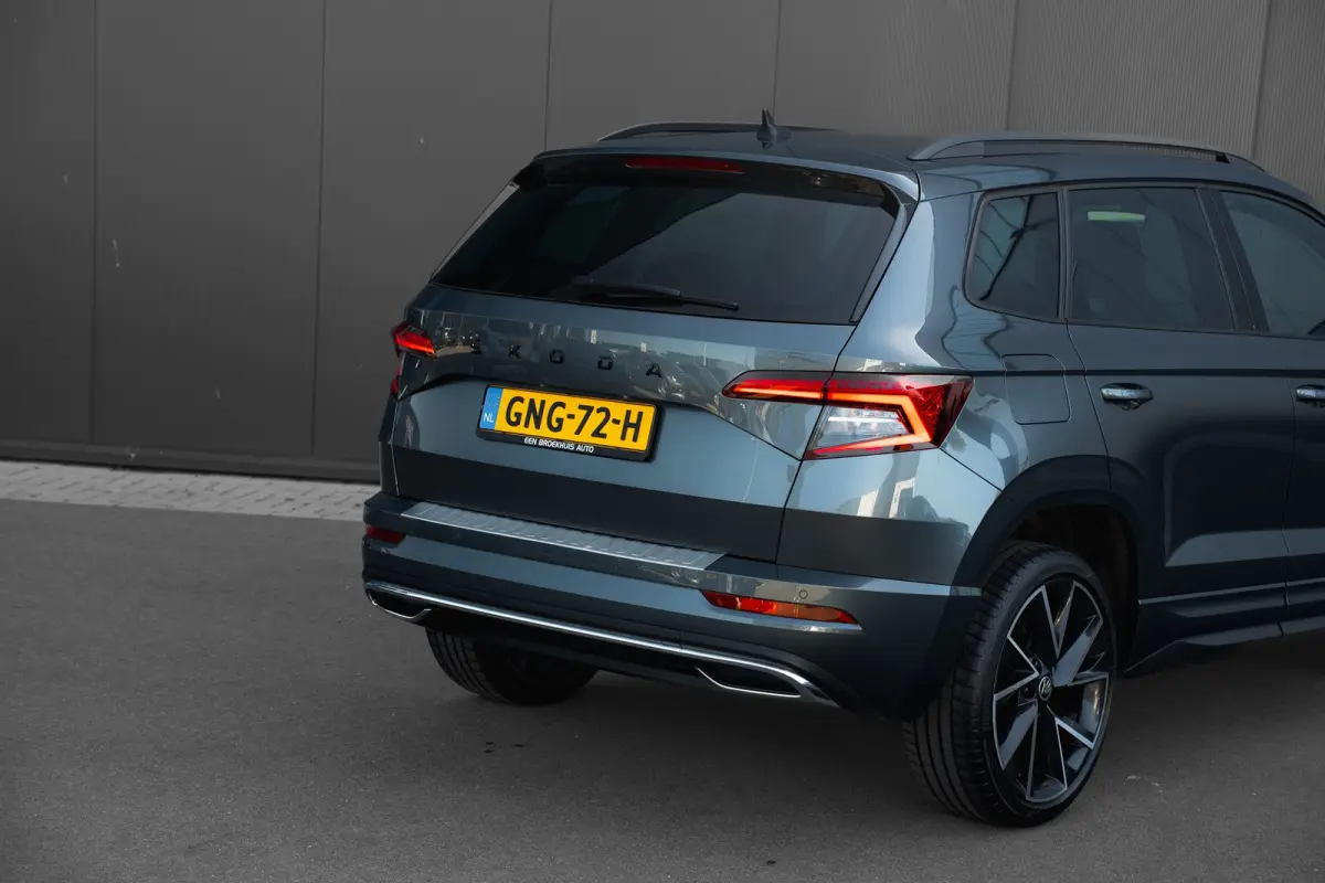 1.5 TSI 150pk 7-DSG Sportline Business | Trekhaak | Stoel- Stuurverwarming | Carplay | Cruise control