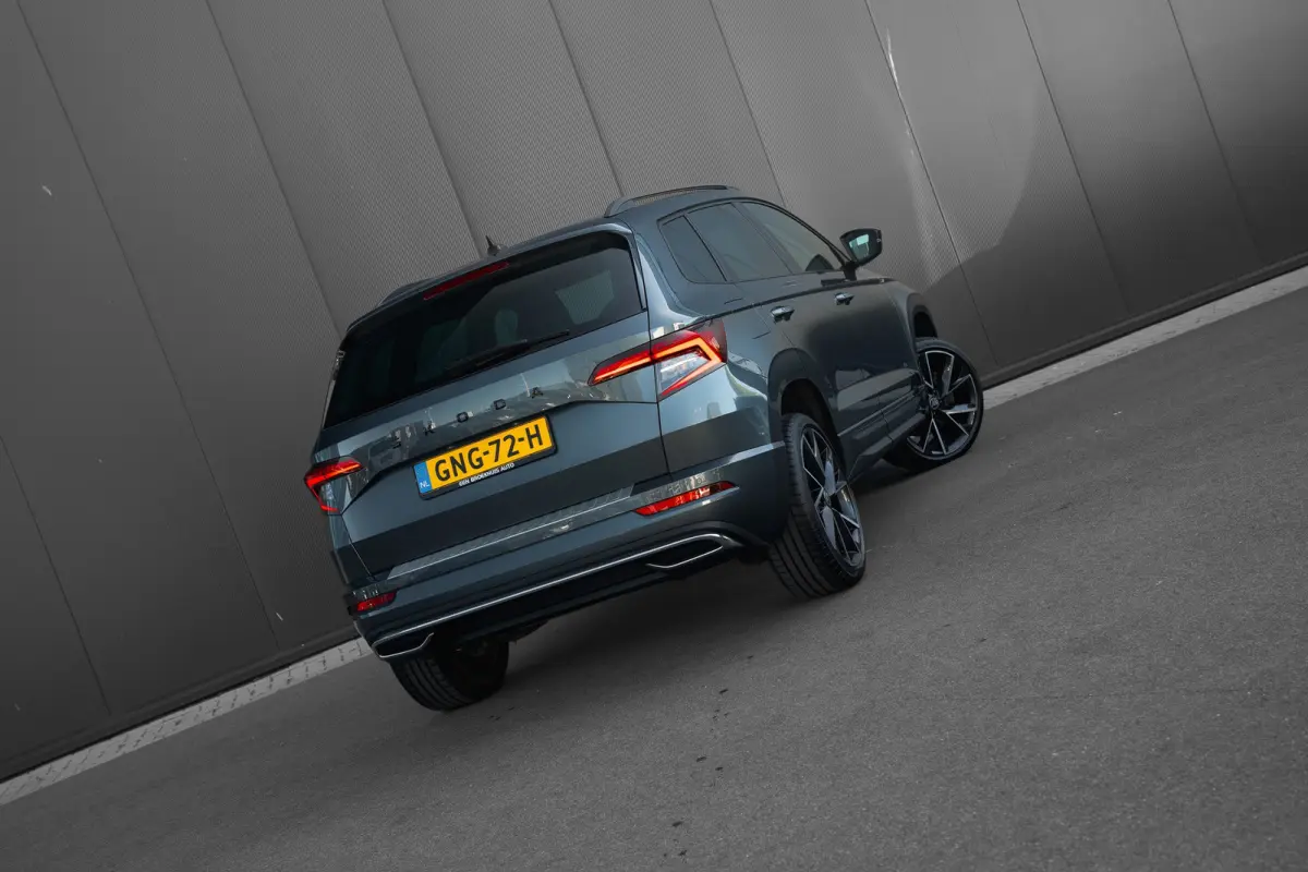 1.5 TSI 150pk 7-DSG Sportline Business | Trekhaak | Stoel- Stuurverwarming | Carplay | Cruise control