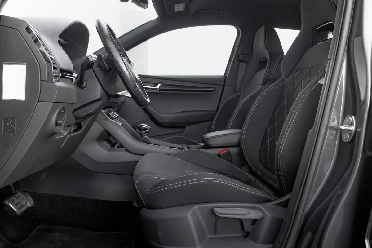 1.5 TSI 150pk 7-DSG Sportline Business | Trekhaak | Stoel- Stuurverwarming | Carplay | Cruise control