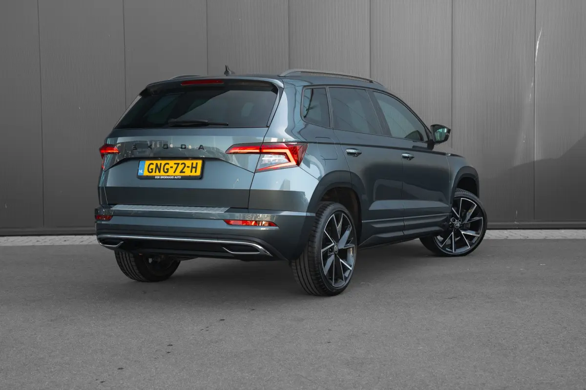 1.5 TSI 150pk 7-DSG Sportline Business | Trekhaak | Stoel- Stuurverwarming | Carplay | Cruise control