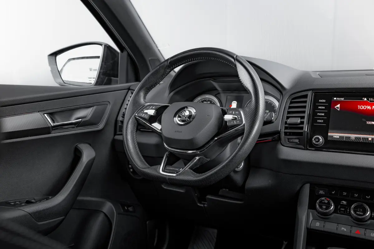 1.5 TSI 150pk 7-DSG Sportline Business | Trekhaak | Stoel- Stuurverwarming | Carplay | Cruise control
