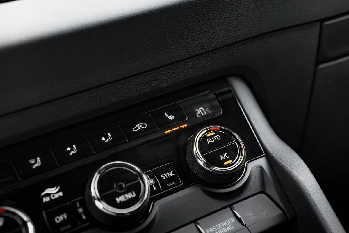1.5 TSI 150pk 7-DSG Sportline Business | Trekhaak | Stoel- Stuurverwarming | Carplay | Cruise control