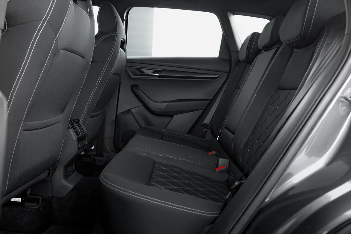 1.5 TSI 150pk 7-DSG Sportline Business | Trekhaak | Stoel- Stuurverwarming | Carplay | Cruise control