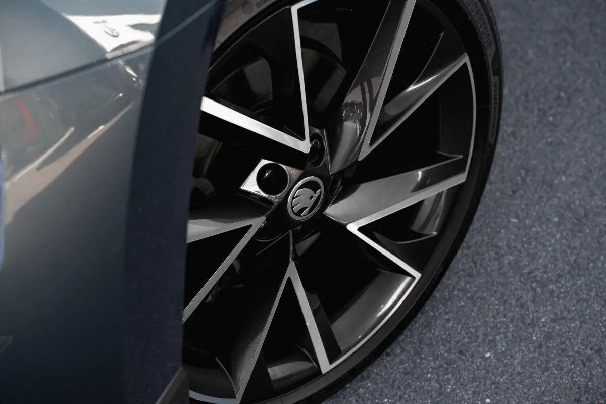 1.5 TSI 150pk 7-DSG Sportline Business | Trekhaak | Stoel- Stuurverwarming | Carplay | Cruise control