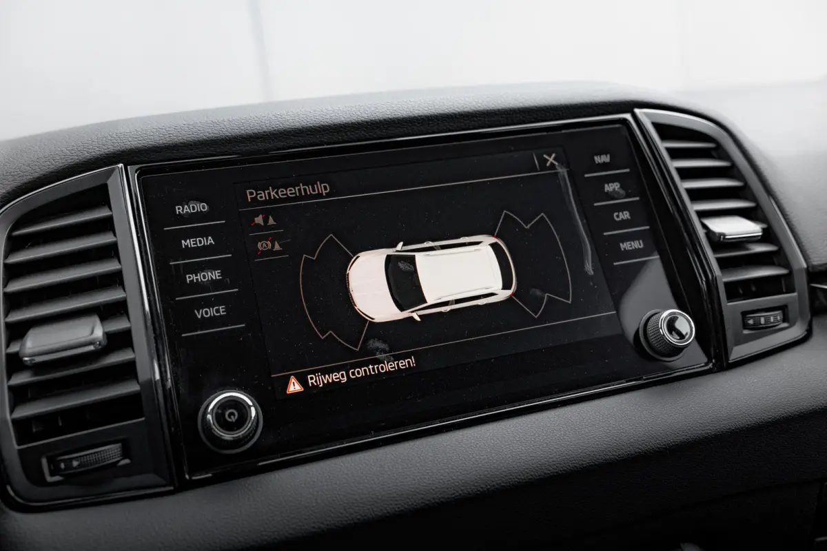 1.5 TSI 150pk 7-DSG Sportline Business | Trekhaak | Stoel- Stuurverwarming | Carplay | Cruise control