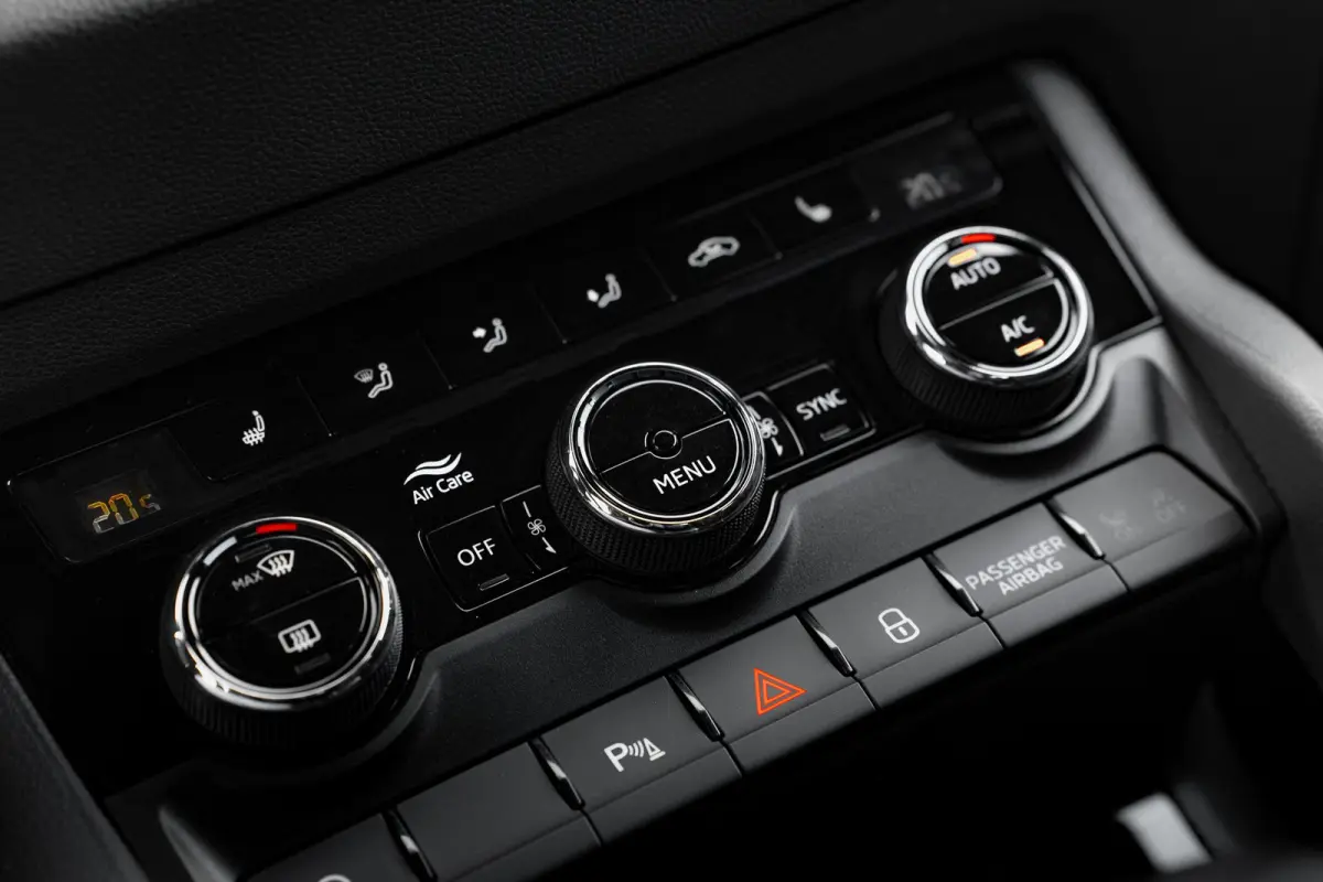1.5 TSI 150pk 7-DSG Sportline Business | Trekhaak | Stoel- Stuurverwarming | Carplay | Cruise control