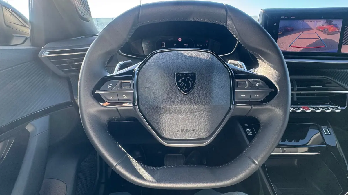 1.2 PURETECH 130PK ALLURE PACK AUTOMAAT / NAVI / LEDER / CLIMA / LED / PDC / 17" LMV / FACELIFT / APPLE CARPLAY / CAMERA / ADAPT. CRUISECONTROL !!