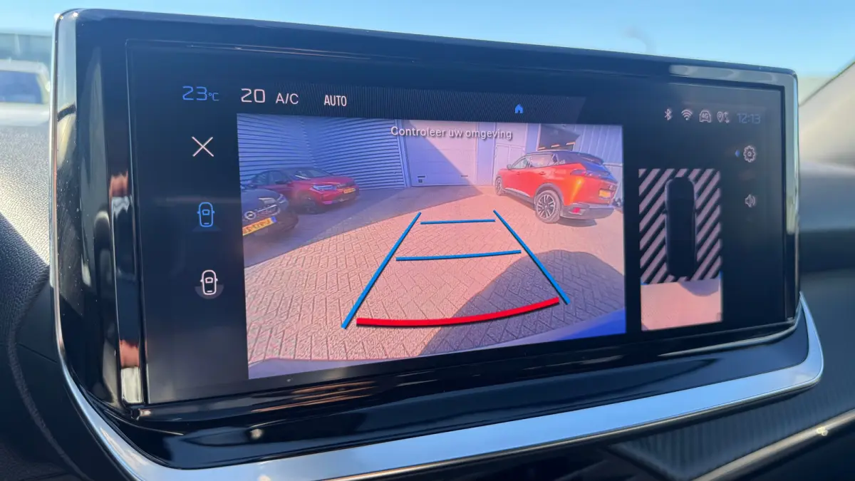 1.2 PURETECH 130PK ALLURE PACK AUTOMAAT / NAVI / LEDER / CLIMA / LED / PDC / 17" LMV / FACELIFT / APPLE CARPLAY / CAMERA / ADAPT. CRUISECONTROL !!