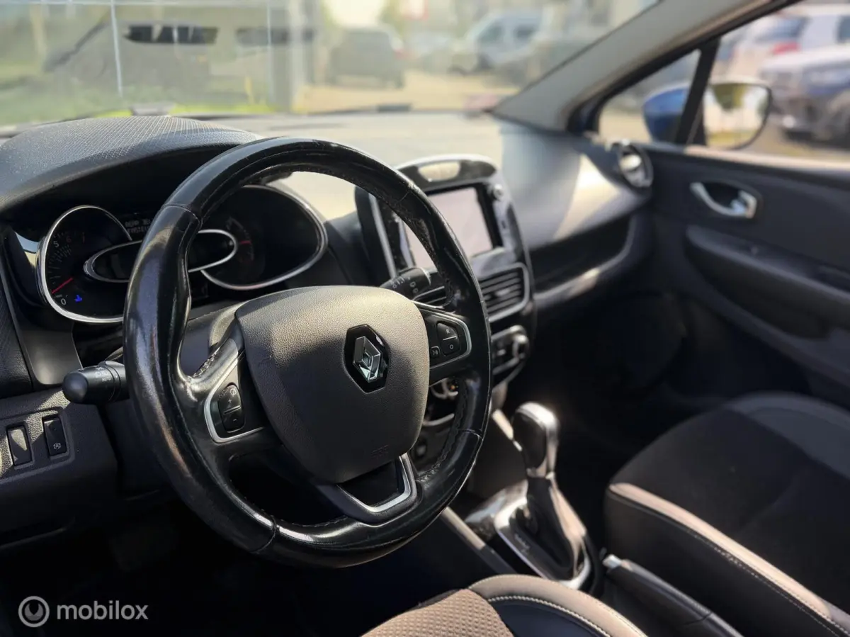 Clio TCe Bose LED CRUISE AIRCO KEYLESS