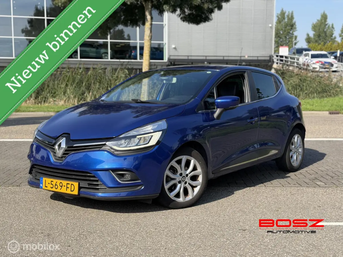 Clio TCe Bose LED CRUISE AIRCO KEYLESS