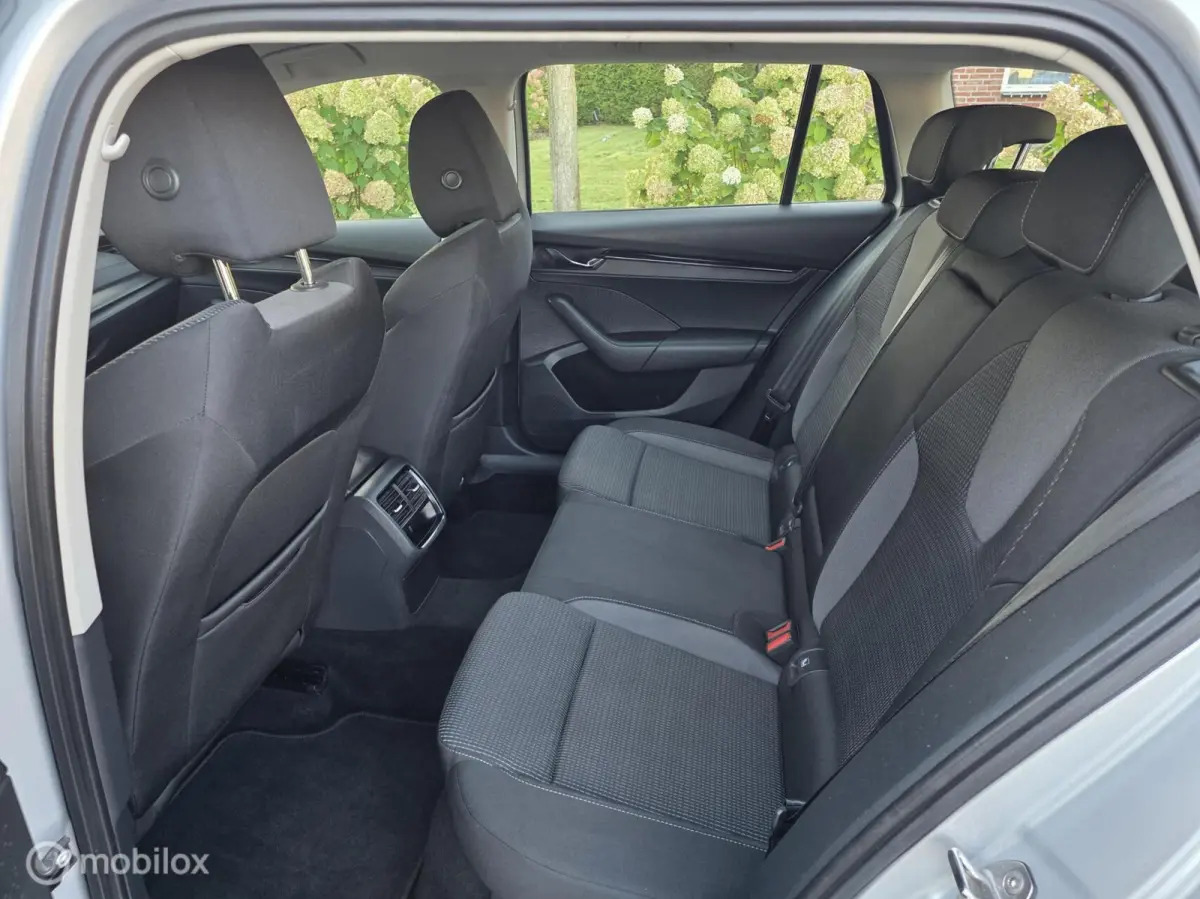 1.4 TSI iV PHEV Sportline /Navi/carplay.