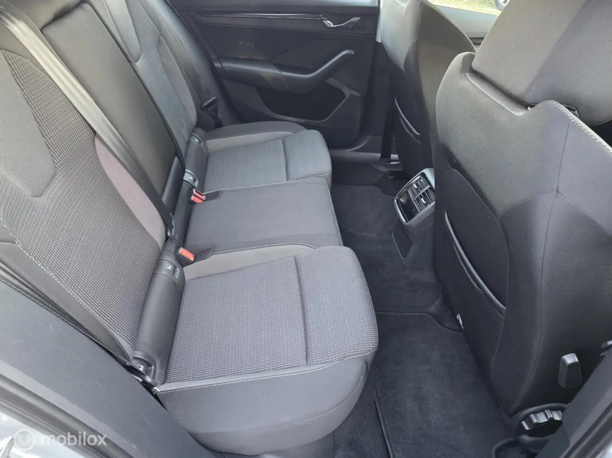 1.4 TSI iV PHEV Sportline /Navi/carplay.