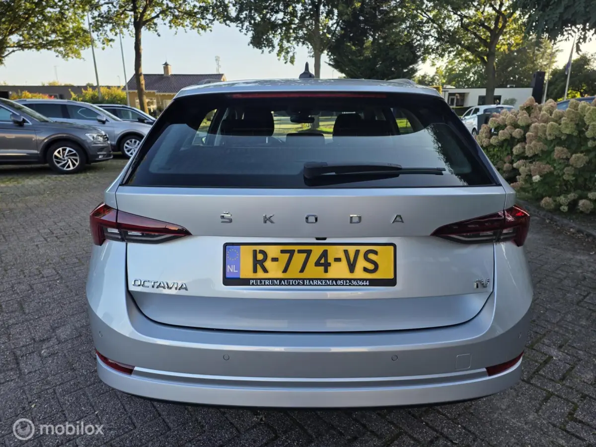 1.4 TSI iV PHEV Sportline /Navi/carplay.